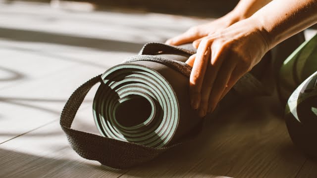 Clases de Pilates suelo en Clínicas H3 Serrano.